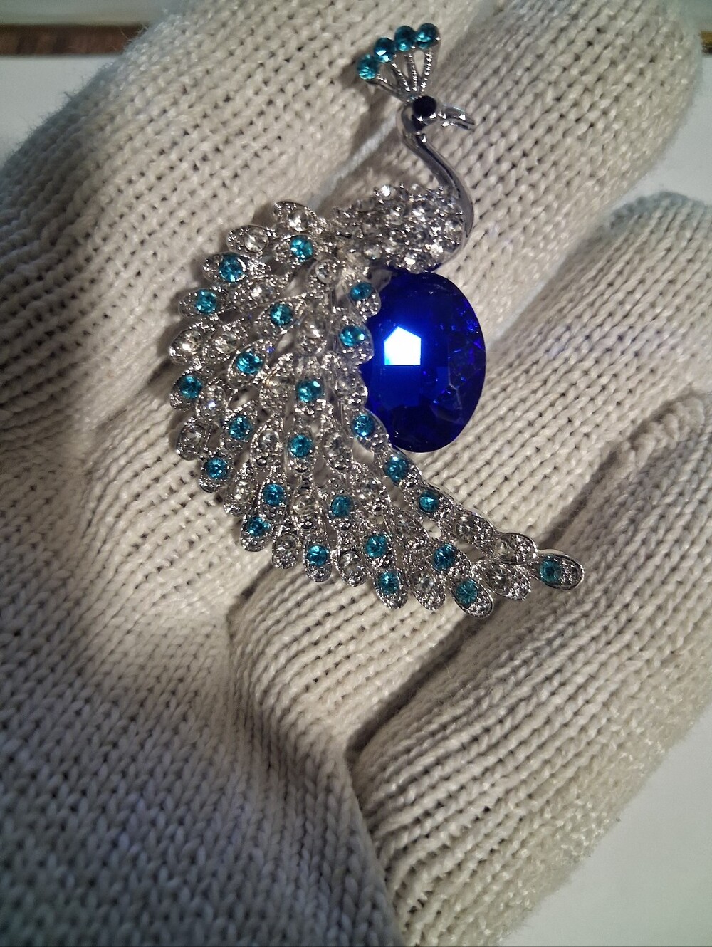 Peacock Brooch Pin Silver Tone Blue Oval Crystal Rhinestone Cluster Birds